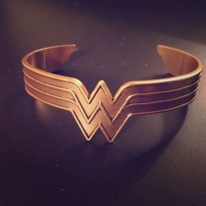 Alex and Ani Wonder Woman Cuff RG